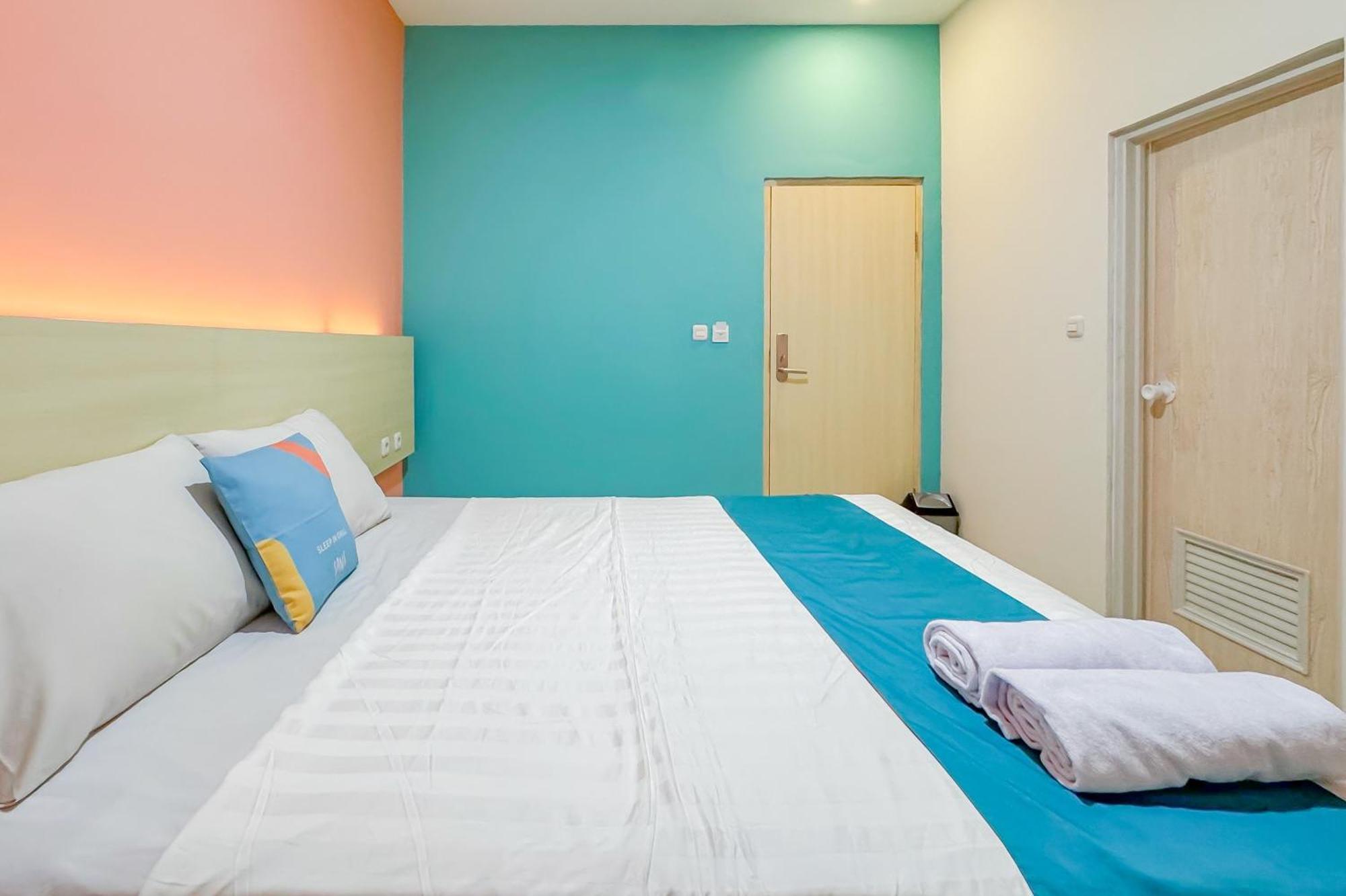 Hotel Sans Family Bandung