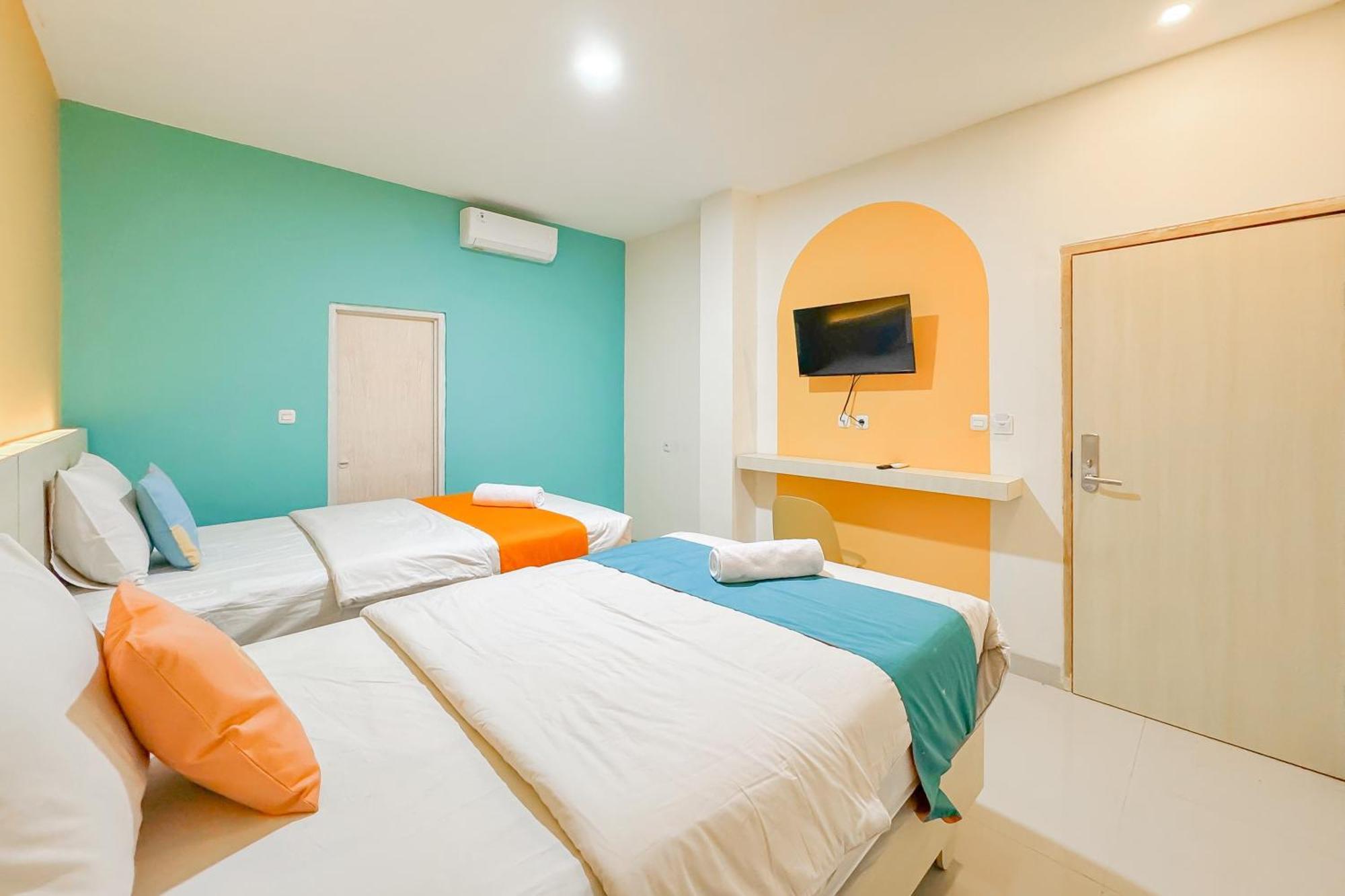 Hotel Sans Family Bandung